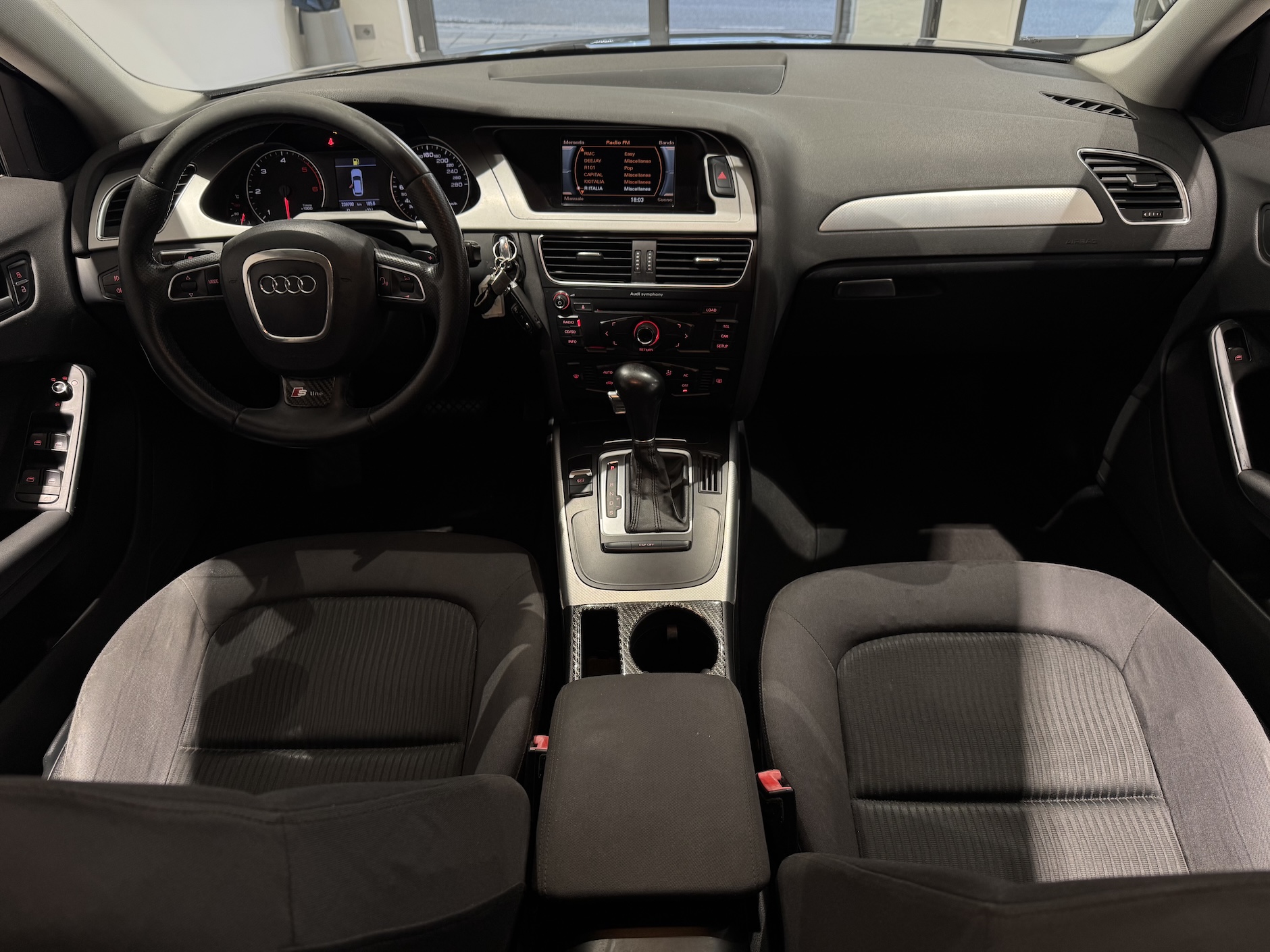 Audi A4 Avant 2.0 TDI MultiTronic Business