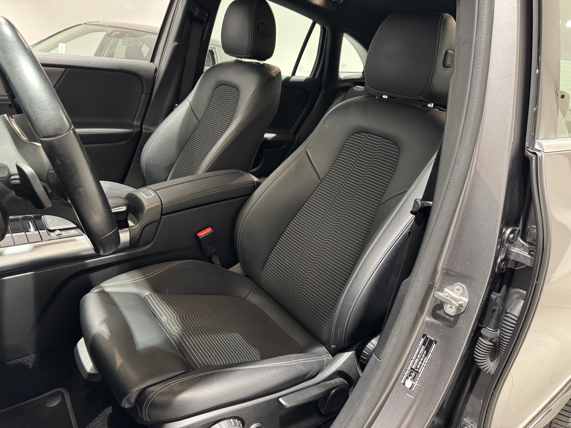 Mercedes-Benz GLA 180 d Automatic Sport